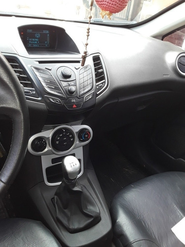 Ford Fiesta 1.6 Max One Ambiente 98cv 2014