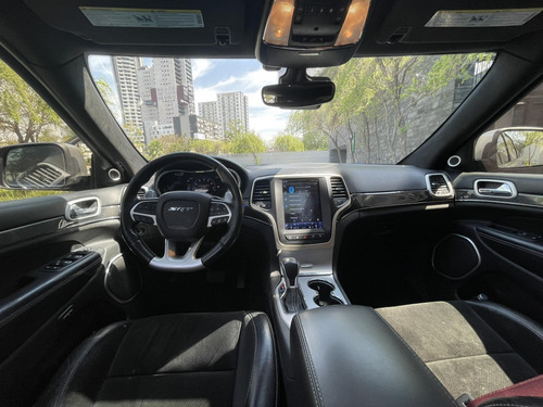 Jeep Grand Cherokee 6.4 Srt-8 At