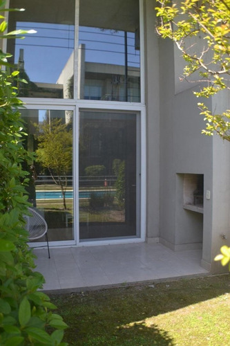 Imagen 7 de 15 de Departamento En Venta En Ayres Vila - Pilar