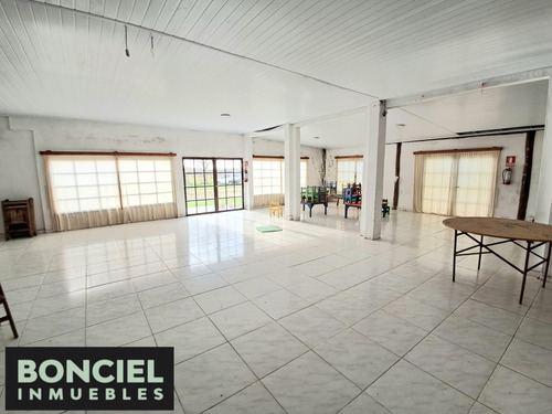 Linda Chacra 4,5hs Con Casa Y Gran Salon De Eventos