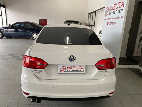 Imagem 5 de 10 de Volkswagen Jetta 2.0 Tsi Highline 211cv Gasolina 4p