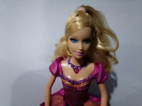 Barbie Castillo De Diamantes Liana Muñeca (Usado)