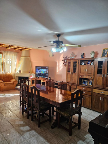 Casa. Venta. Godoy Cruz. Apta Crédito.