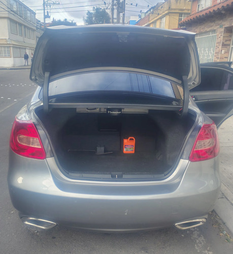 Suzuki Kizashi 2.4 Limited