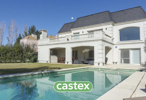 Casa En Venta En San Eliseo Golf