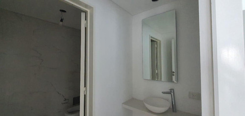 Oficina En Av. Cordoba Esquina Uruguay 145m2 A Estrenar !!