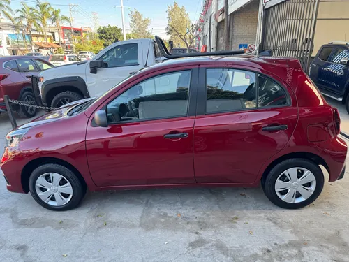 Nissan March 5p Sense L4/1.6 Aut