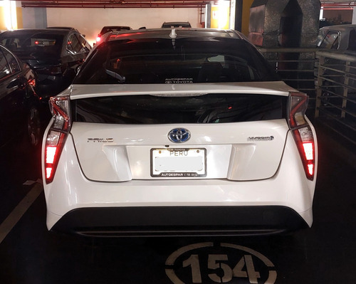Toyota Prius 2018 Sedán Hibrido 29,500kms