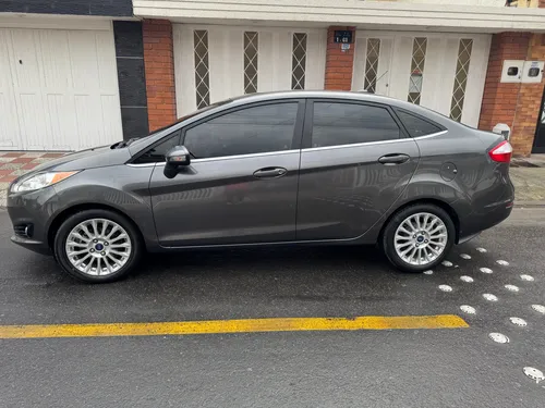 Ford Fiesta 1.6 Titanium At