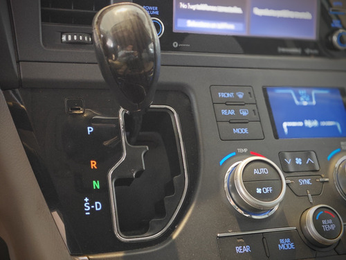 Toyota Sienna 3.5 Xle At