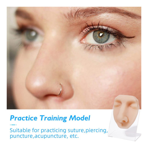 Simulação De Prática De Punção De Tatuagem De Modelo Facial