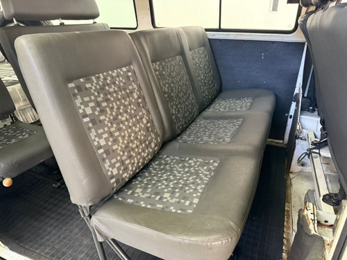 Volkswagen Kombi 1.4 MI STD LOTAÇÃO 8V FLEX 3P MANUAL
