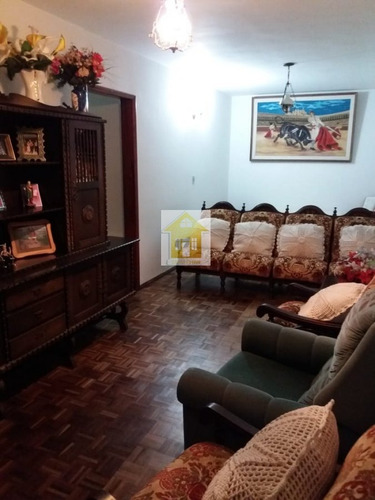 Casa A Venda No Bairro Guabirotuba Em Curitiba - Pr. - 399-1