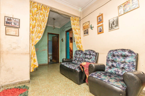 Imagen 16 de 30 de Casa 3 Amb C/cochera Y Fondo. Escucha Oferta