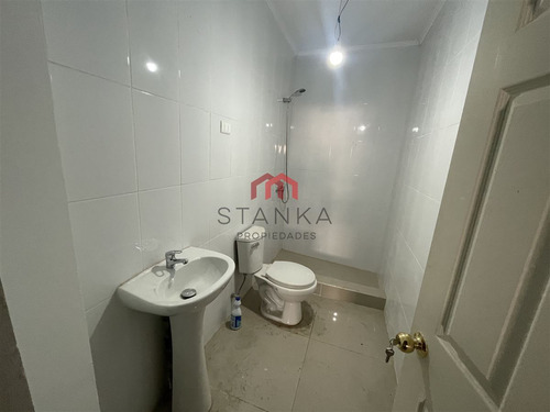 ¡excelente Oportunidad! Arriendo De Un Amplio Local Comerci