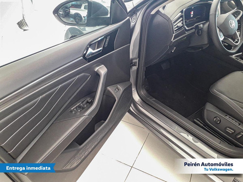 Volkswagen Vento Highline At