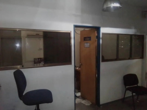 Imagen 3 de 5 de #1471 Local 4.200m2 Boleita Sur