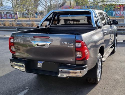 Toyota Hilux 2.8 Cd Srv 177cv 4x2