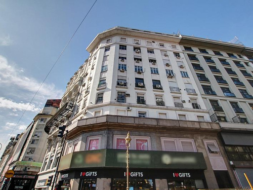 Saenz Pena Roque Av. 995 5º