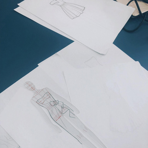 Ilustración De Moda Regla De Dibujo Mujer Plantilla De