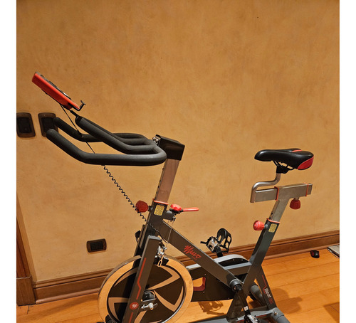 Bicicleta Estática Spinning Beat 36 Muvo