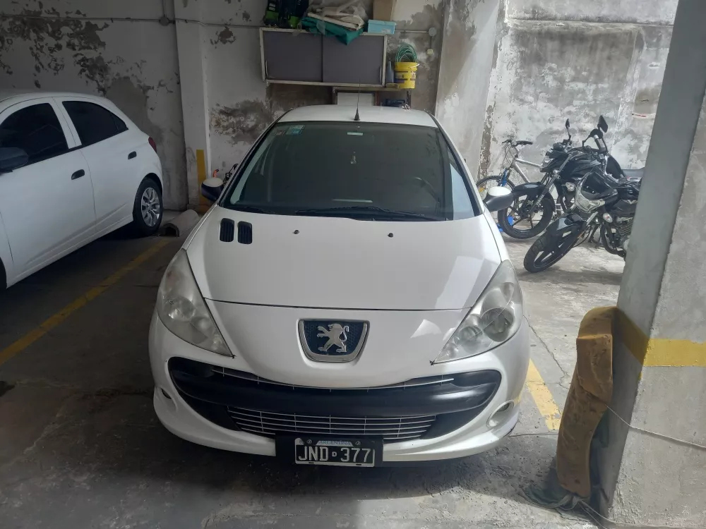 Peugeot 207 1.4 Allure 75cv