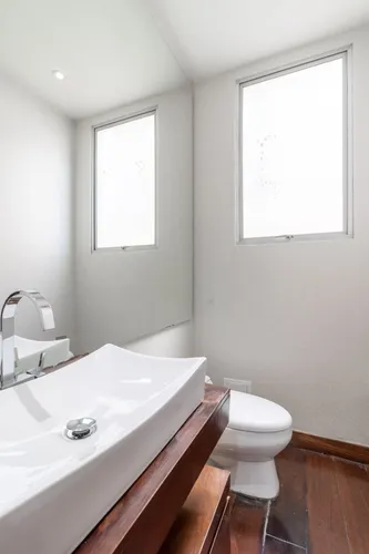 Apartamento En Venta En Chicó Oriental. Cod V9828