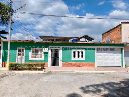 Casa En Venta En Caña De Azucar 24-16270 Mvs