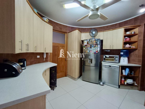 Casa Venta 3 Suites/ 4 B Más Serv./carlos Silva Vildósola