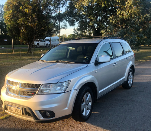 Dodge Journey 2.4 Sxt 7 Pasajeros Plus Mt