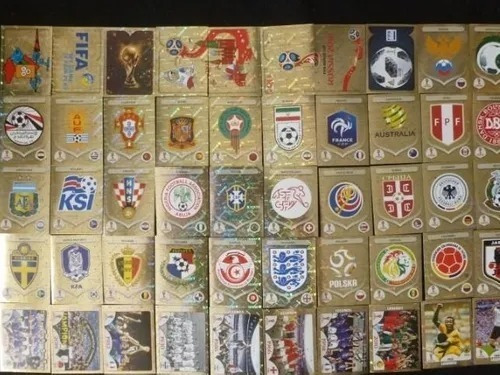Imagen 2 de 2 de Figurita X 1 Dorada O Leyenda O Especiales Álbum Panini 2018