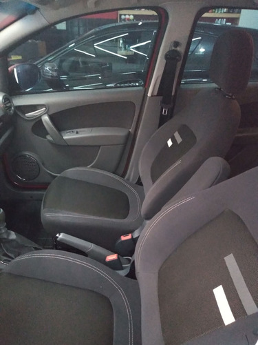 Imagem 7 de 8 de Fiat Grand Siena 1.6 Mpi Essence 16v 2015