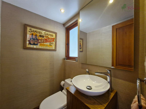 Casa En Venta De 5d/5b El Arrayan - Lo Barnechea