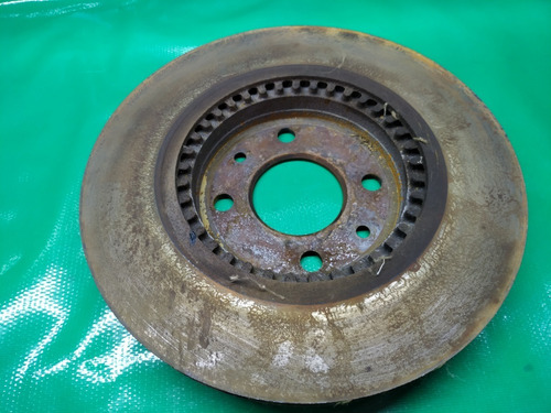 Disco Frontal Izq Nissan Platina Mod 02-10 (Usado)