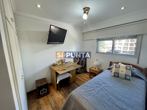 Imagen 12 de 22 de Apartamento De 3 Dormitorios Con Bajos Gastos A La Venta!!