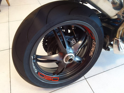 Triumph Speed Triple 1050i