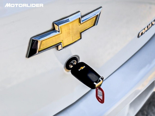 Imagen 20 de 25 de Chevrolet Onix Ltz 1.4 Extra Full | Permuta / Financia