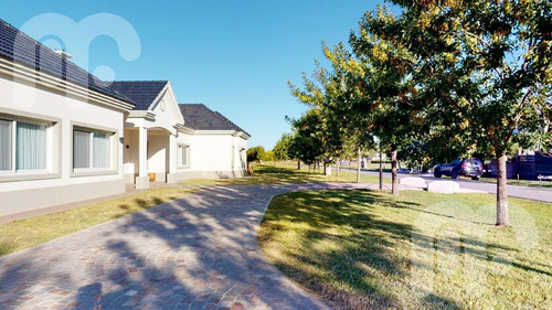 Imagen 8 de 30 de Venta Casa - Haras Del Sur Ii