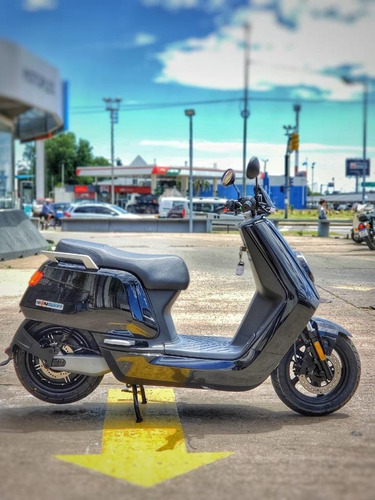 Moto Electrica, Nuuv, N Sport