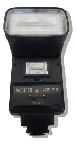 Flash Analógico Marca Woctron 2820 Twin