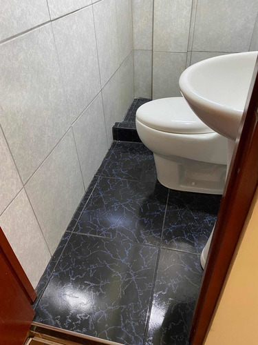 Imagen 15 de 29 de Mini Depa 30 M2 Incluye Servicios Cuadra 3 Av. La Molina - Atento Peru-2023