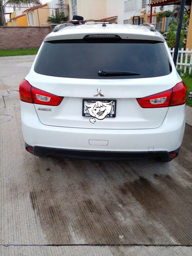 Imagen 3 de 9 de Mitsubishi 2015