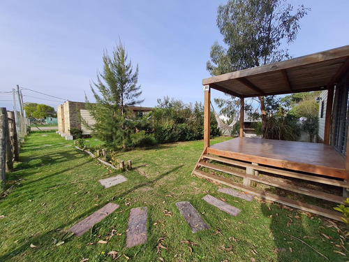 Imagen 19 de 23 de Vende 3 Casas En Un Padrón De 450 M2 - 100 Mts. De La Playa