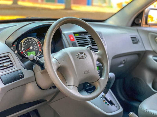 Imagem 7 de 11 de Hyundai Tucson Glsb