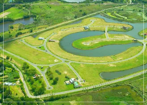 Imperdible Lote Al Rio En Barrio Nautico Cazal De 1000 M2