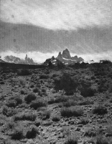 Imagen 5 de 9 de Al Asalto Del Fitz Roy Reimpresio 2021 Importado Libro Papel