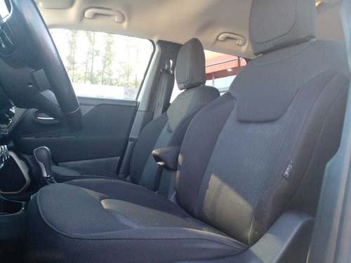 Imagen 10 de 15 de Jeep 2017 Renegade 1.8 4x2 Sport