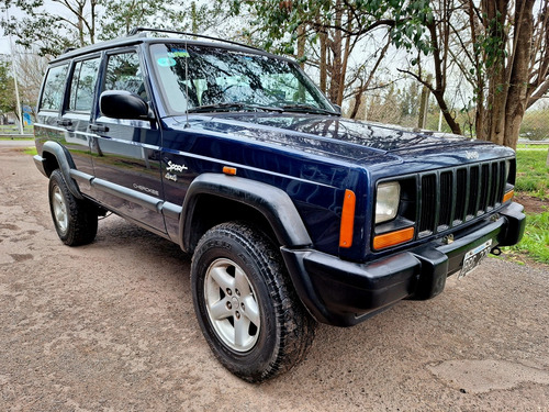 Imagen 2 de 24 de Jeep Cherokee 1997 4.0 C/ Gnc Sport