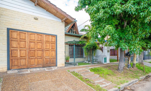 Venta Casa 3 Ambientes Ezpeleta