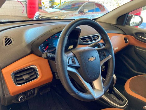 Imagem 5 de 13 de Chevrolet Onix Hatch Activ 1.4 8v Flex 5p Aut 2019